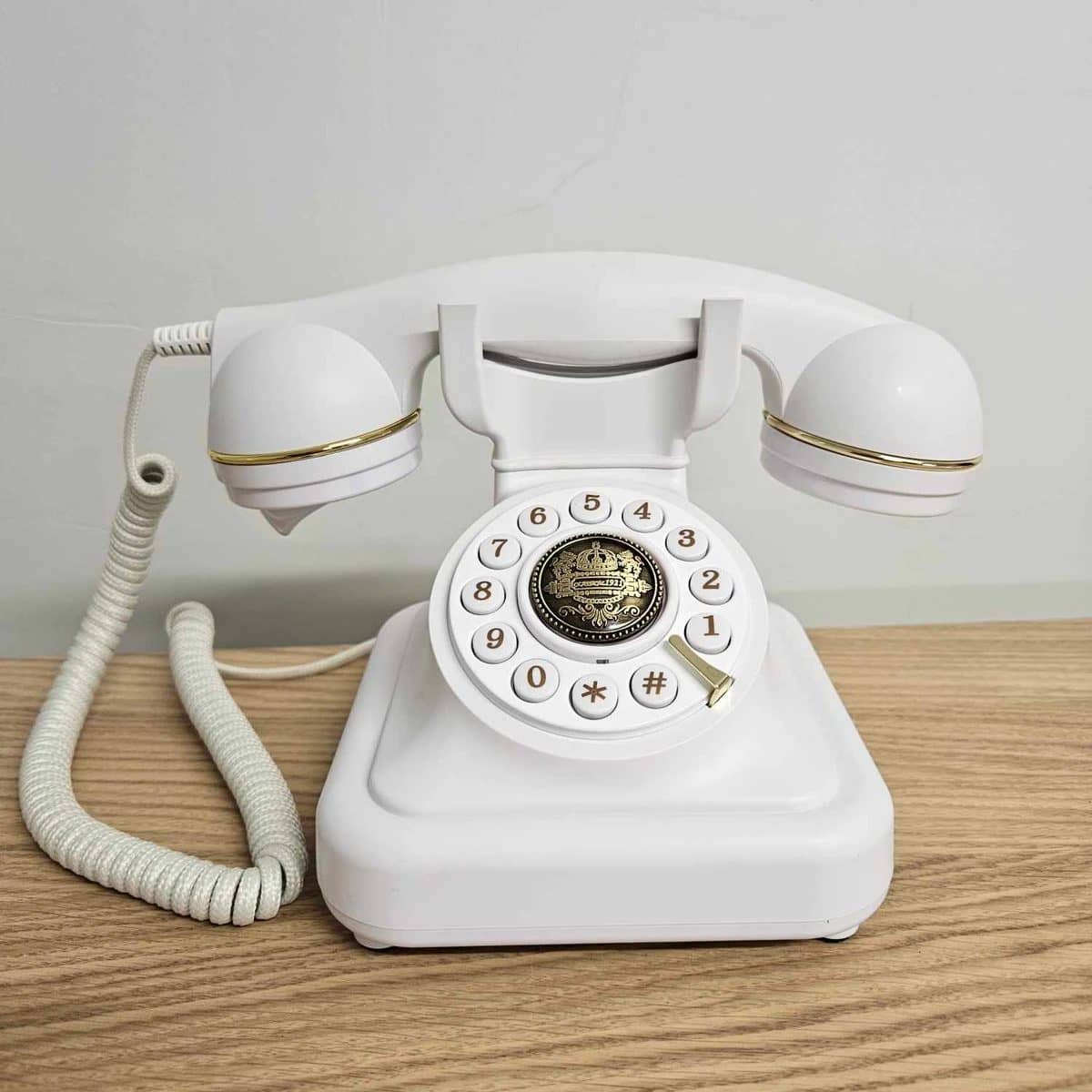 Téléphone vintage du livre d'or audio